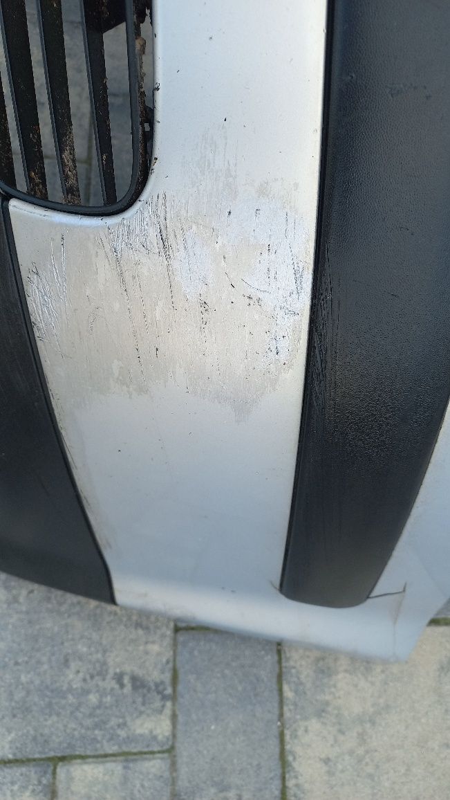 VW Passata b5 95-99 zderzak przód przedni srebrny lb7z