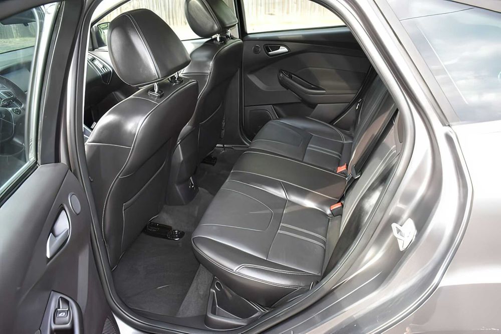 Ford Focus      2014