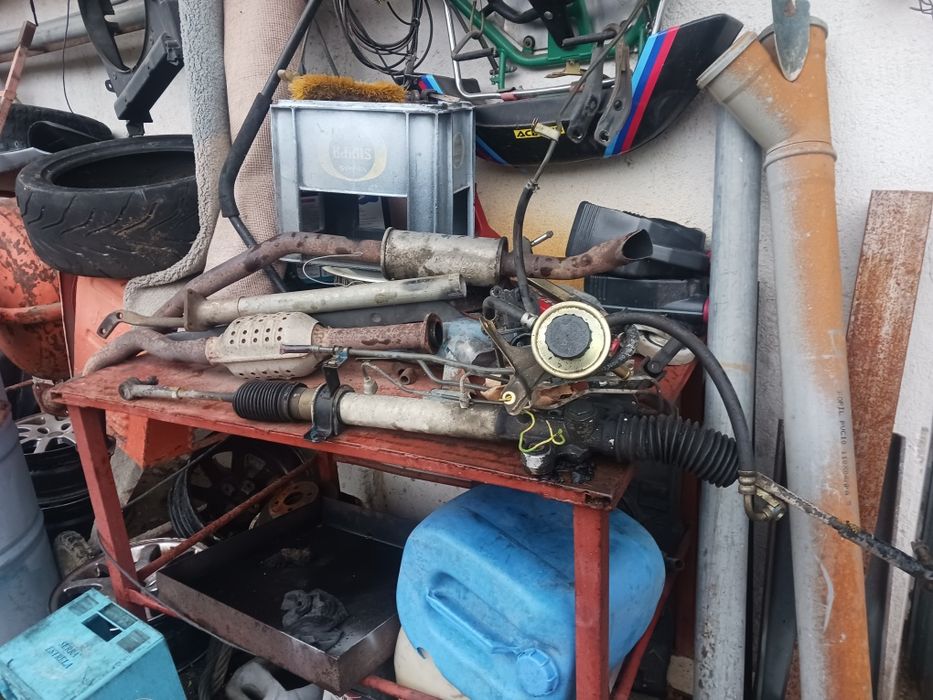 Toyota Hiace de 2000 material mecânico e porta de condutor