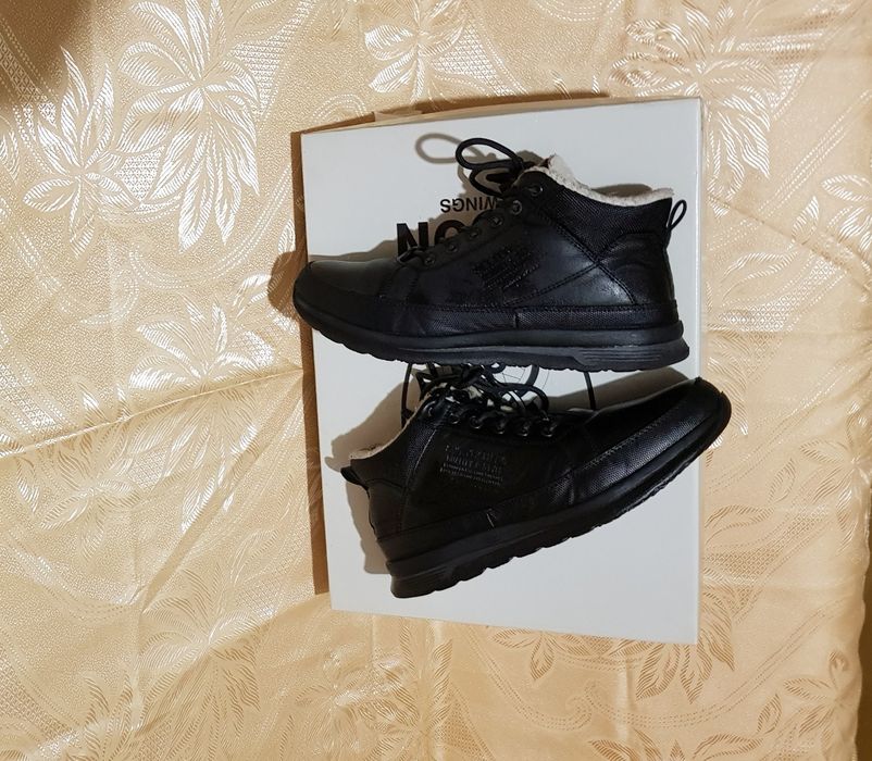 Зимние мужские ботинки размер 42