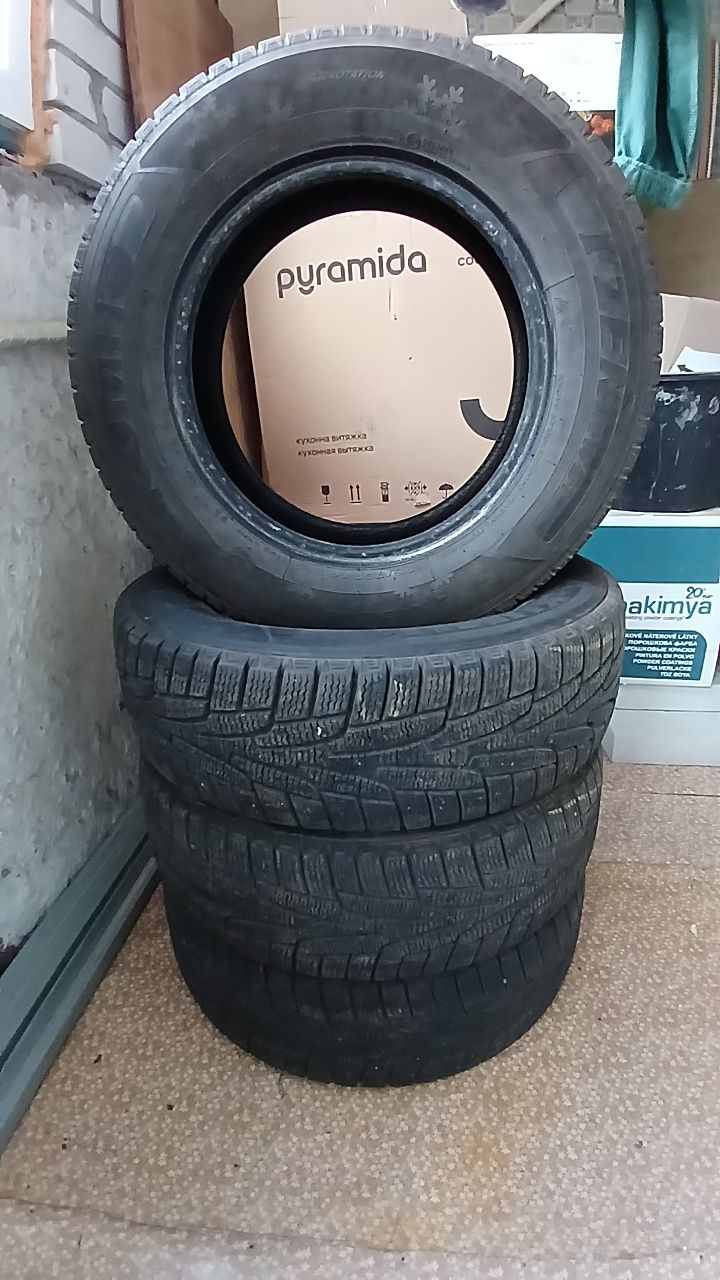 Продам зимнюю резину r14
