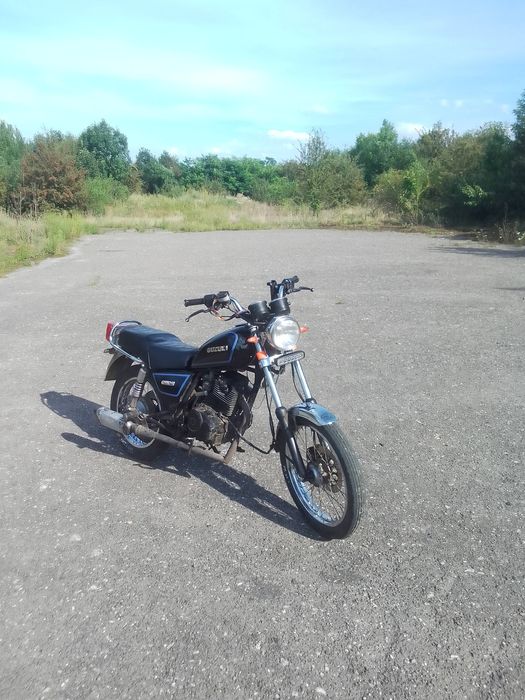 Мотоцикл Suzuki gn125-150