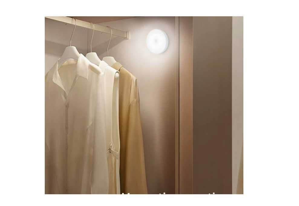 Lampka bezprzewodowa led z czujnikiem ruchu magnetyczna akumulatorowa
