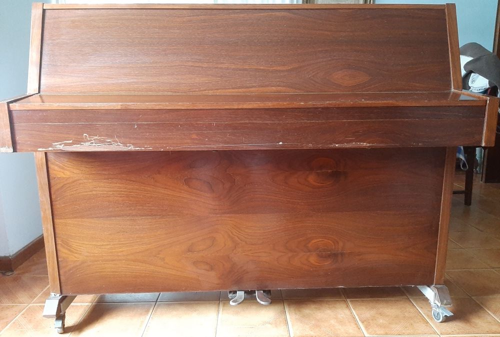 Piano elétrico de 88 teclas