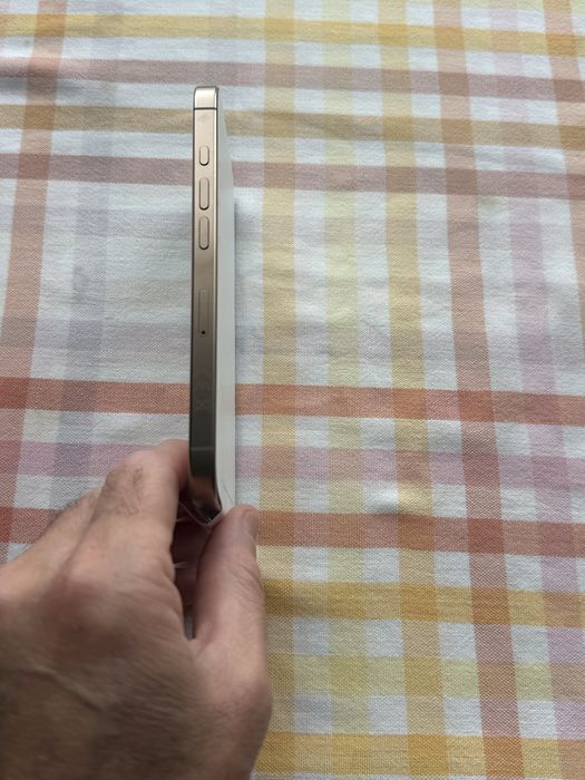Iphone 16 Pro, Desert Titanium, 256GB