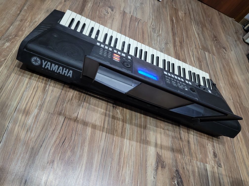Yamaha par e423 keyboard