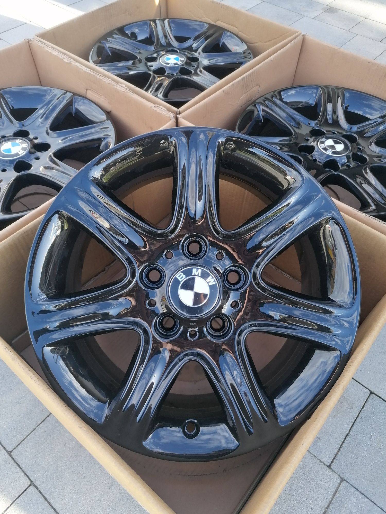 #211 Alufelgi R16 BMW E81 E82 F20 F21 F22 F23 F40 Mini R60 Paceman