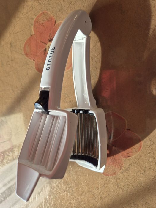 Krajalnica ręczna do warzyw, owoców, jajek, pieczarek i serów