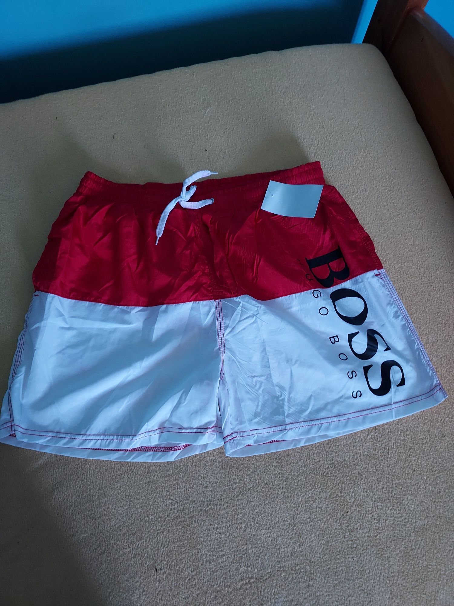 Spodenki. Armani EA7. Hugo Boss. M.L.XL. XXL.