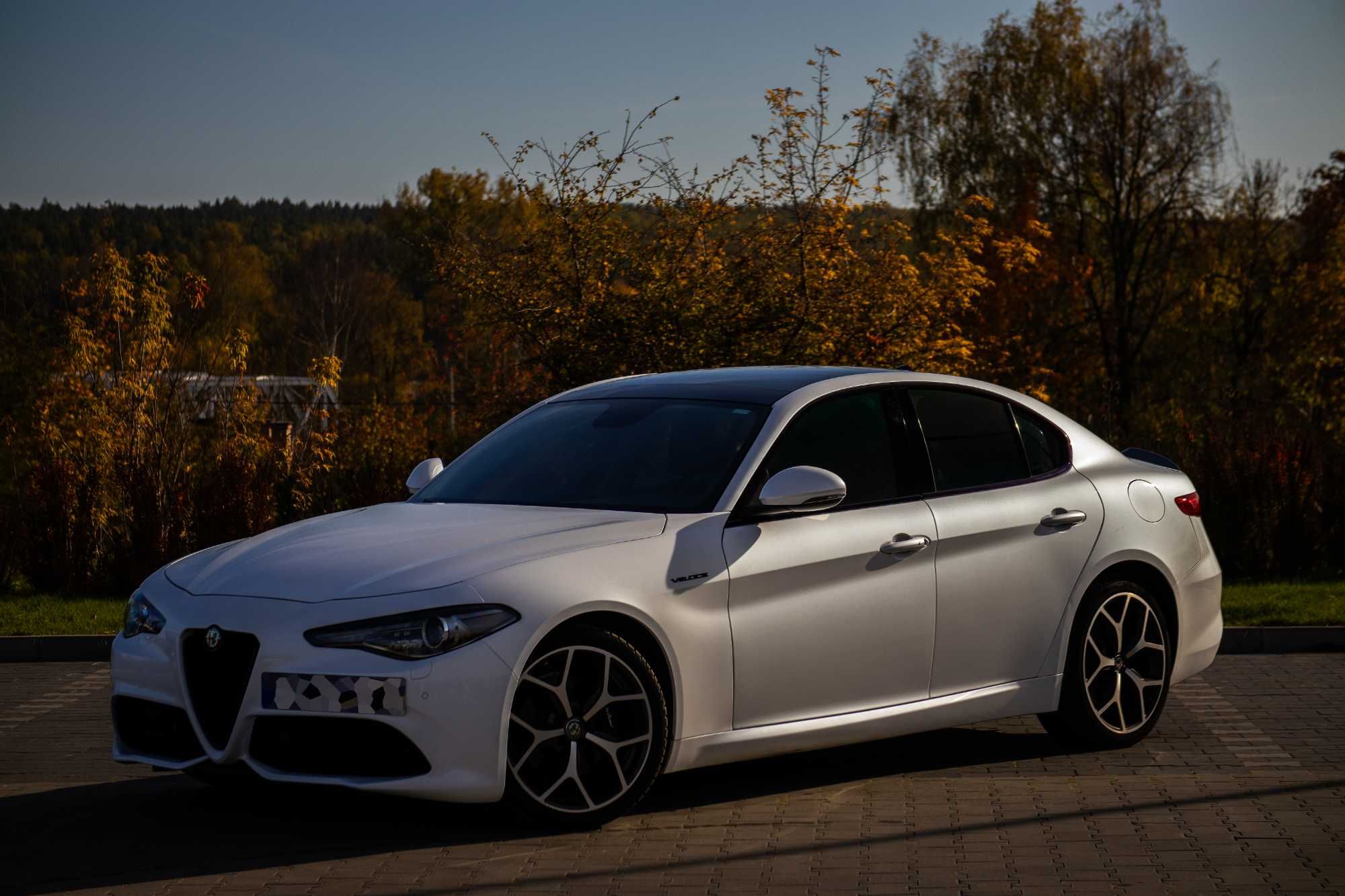 Auto do ślubu Alfa Romeo Giulia – elegancja i styl w wyjątkowym dniu!