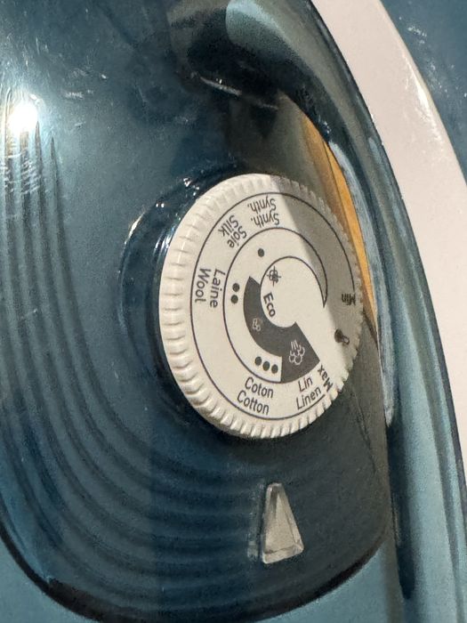 Праска із парогенератором Tefal