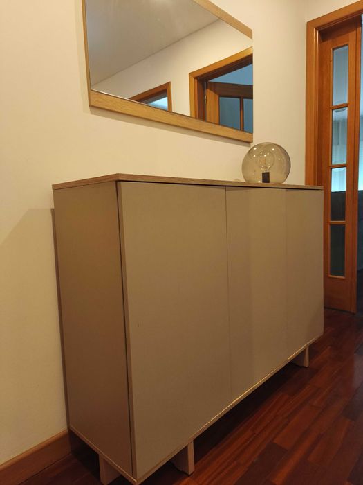 Móvel de entrada  + espelho