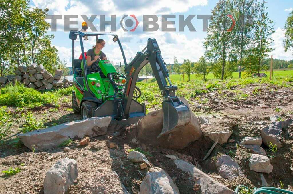 Надійний двигун Kubota в поєднанні з міні навантажувачем AVANT