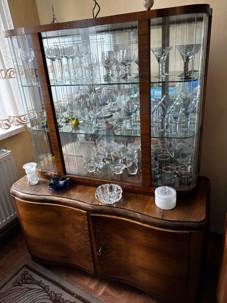 Meble vintage z drewna