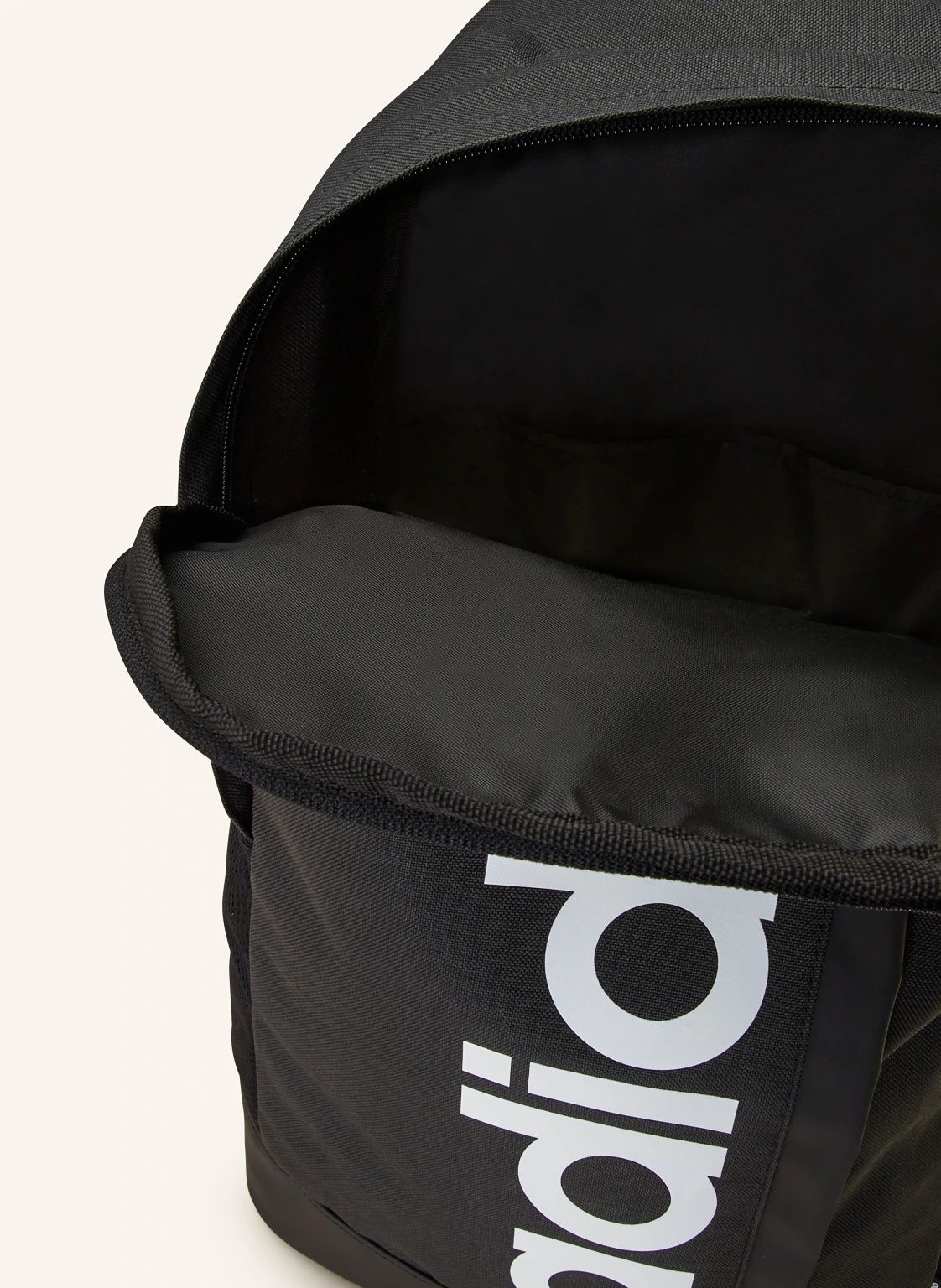 Plecak Adidas Essentials Linear Backpack HT4746 /Czarny /z metkami