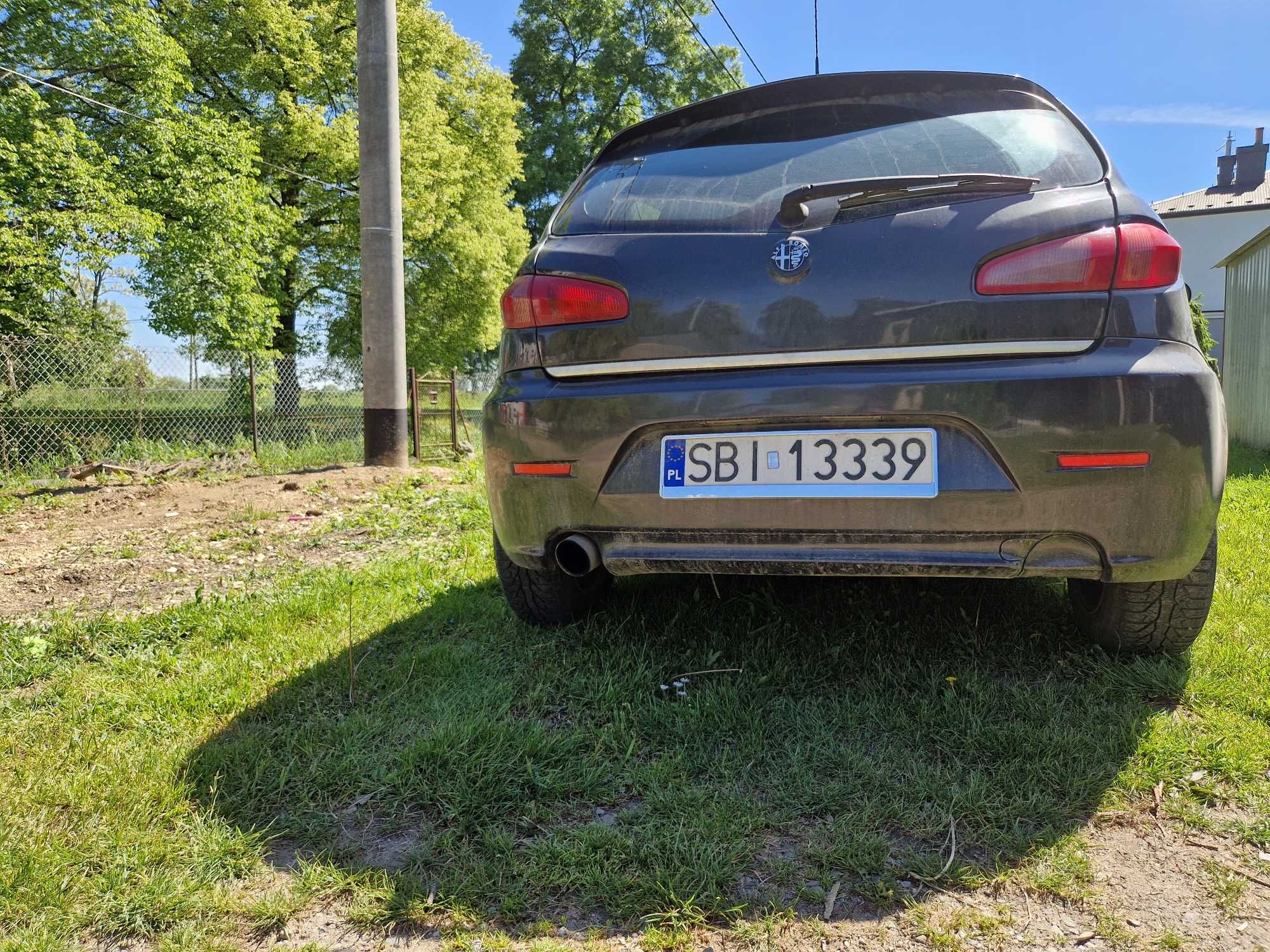 Samochód Alfa romeo 147