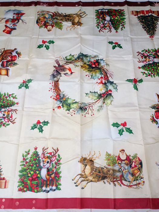 Obrus świąteczny kwadratowy 152x152cm