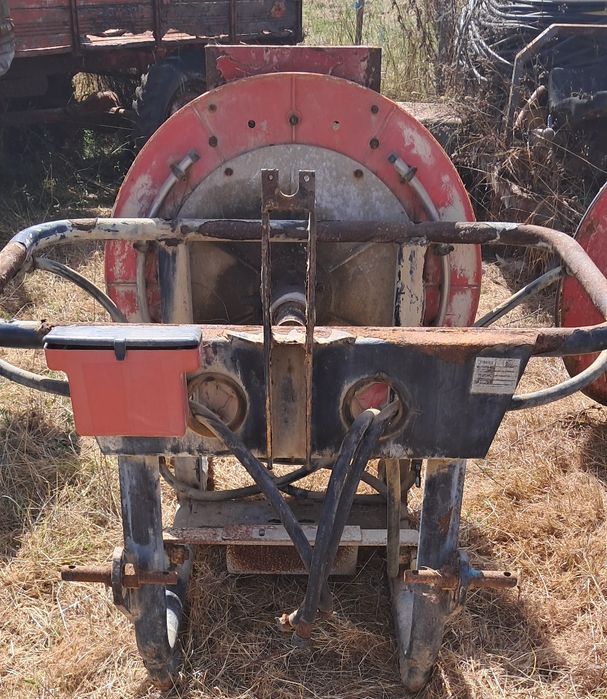 Chassi de pulverizador tomix 400L com turbina
