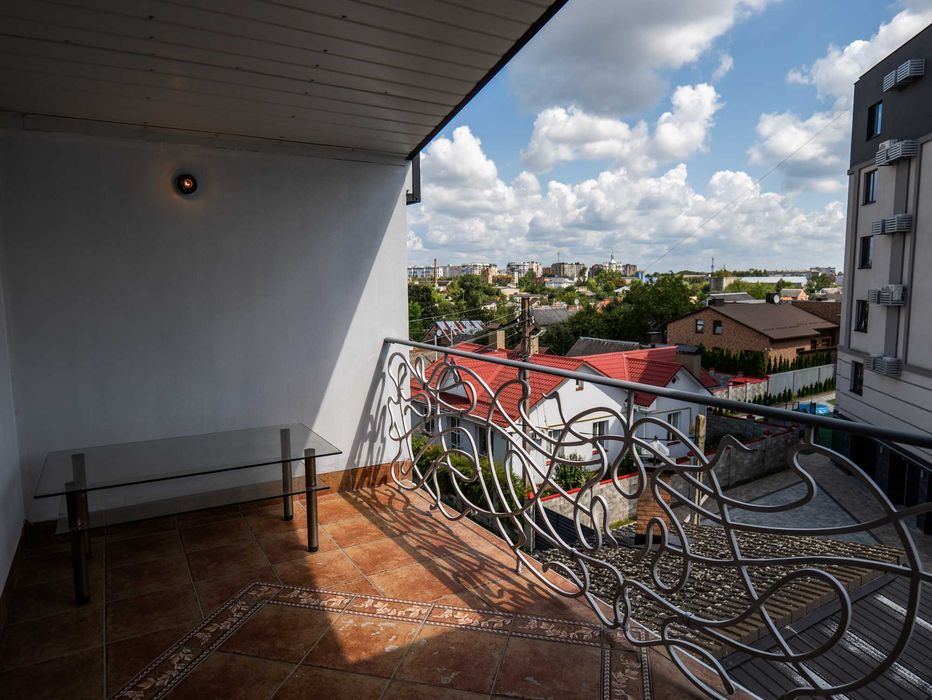 Терміново продам будинок в центрі м. Луцька! (заїзд з вул. Коперника)