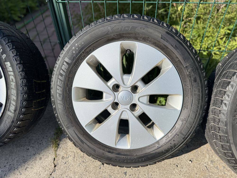 Діски Kia Rio R15 оригінал з резиною Michelin ЗИМА. 185/65 R15