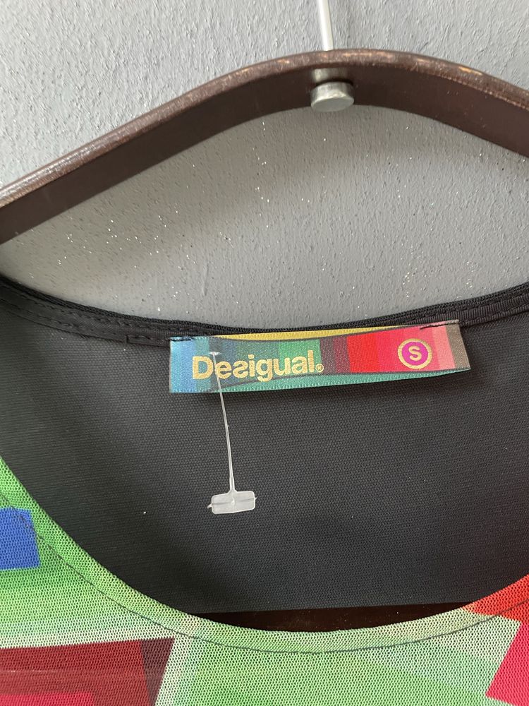 Kolorowa sukienka Desigual r S