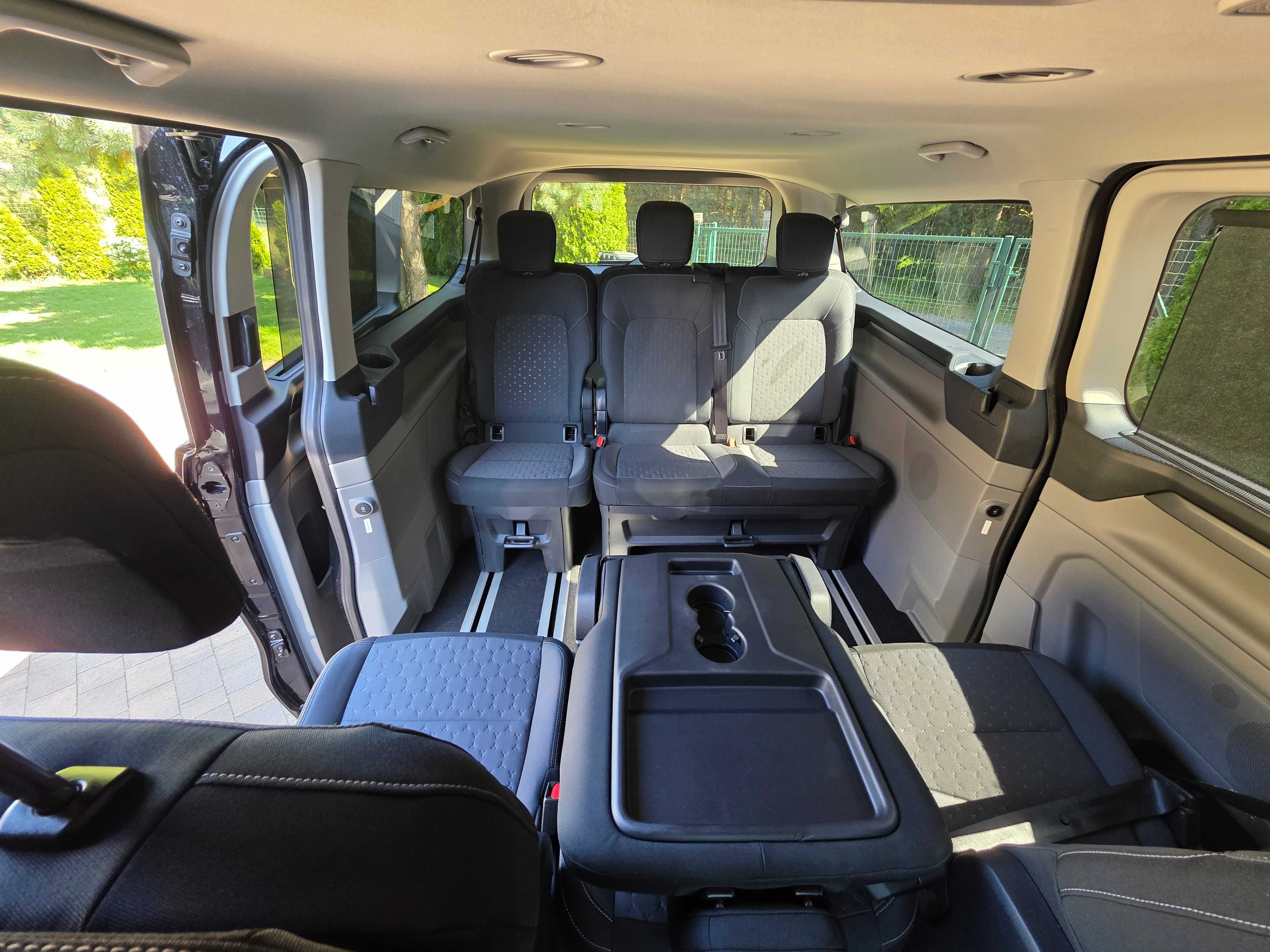 NOWY Ford Tourneo Custom – Wynajmij komfortowego busa 8-osobowego