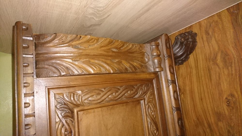 Skrzynia neorenesansowa