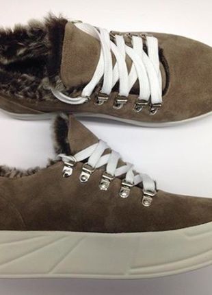 Дизайнерські сліпони на міху 39р