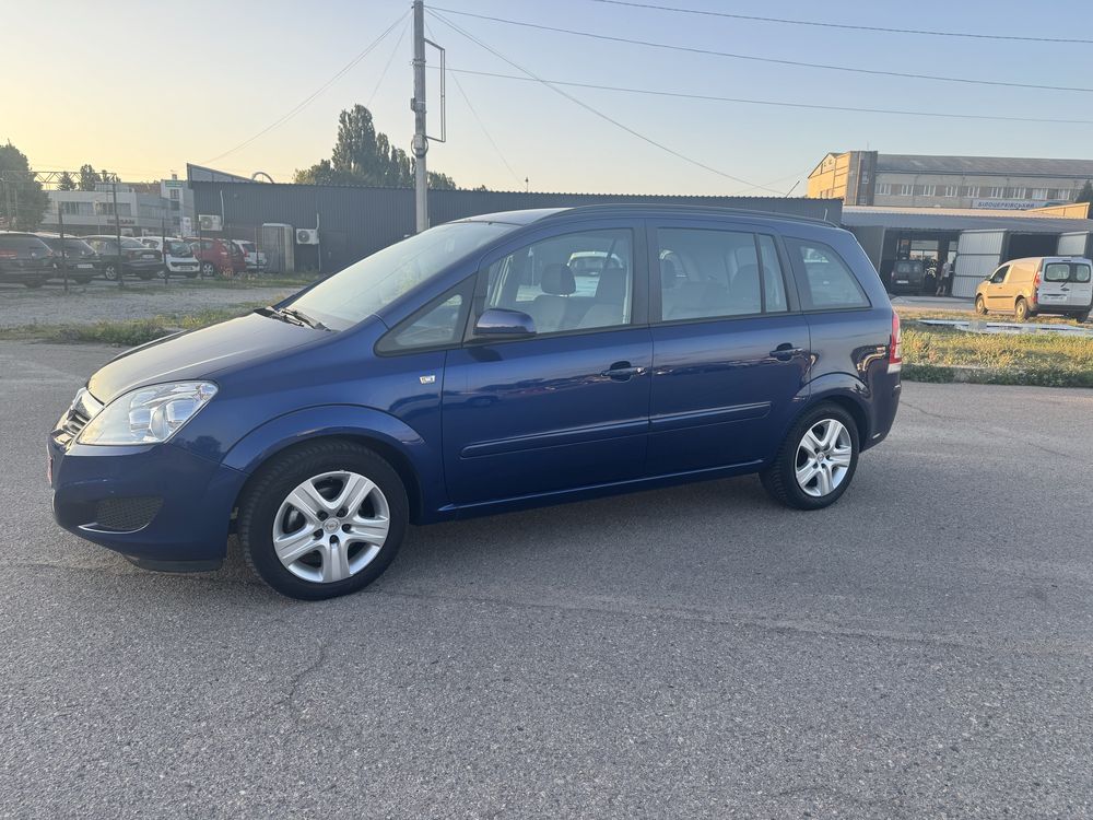 Opel Zafira 1,6 бензин 7 місць