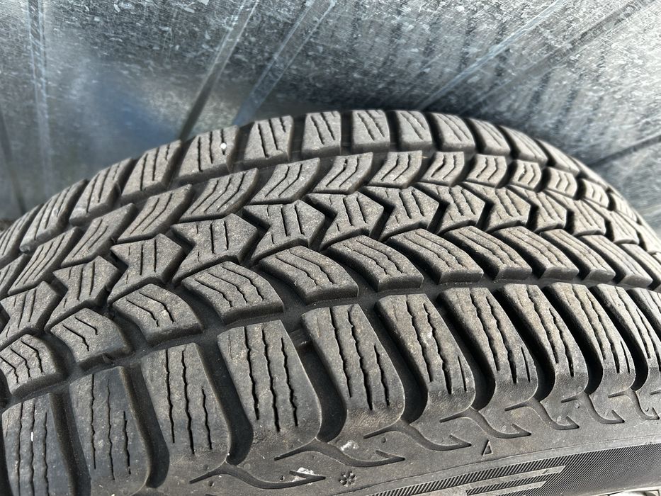 Felgi Audi z oponami zimowymi 205/55/16