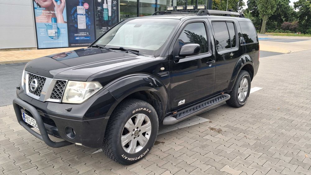Nissan Pathfinder 2,5 D