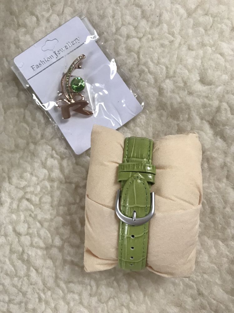 Elegancki zielony zegarek cyrkonie Quartz, białe pudełko