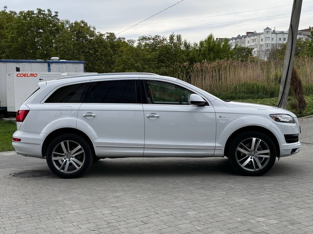 Audi Q7 2015 року