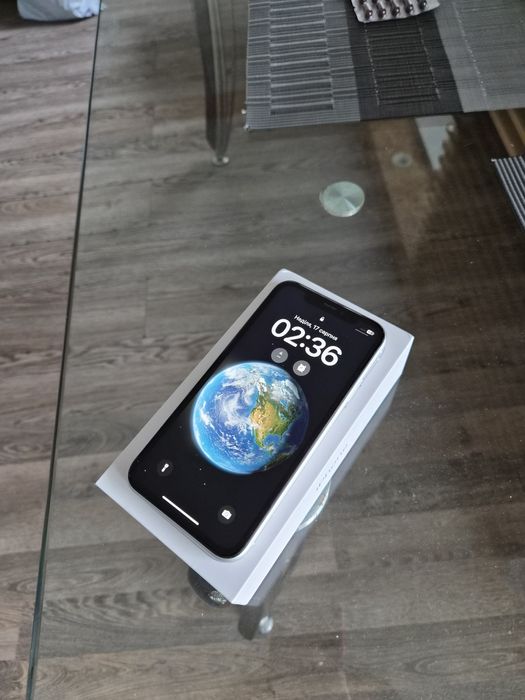 iPhone XR 64 GB білий