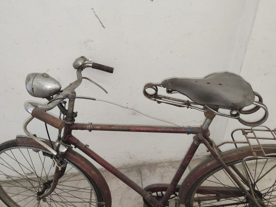 Bicicleta pasteleira antiga