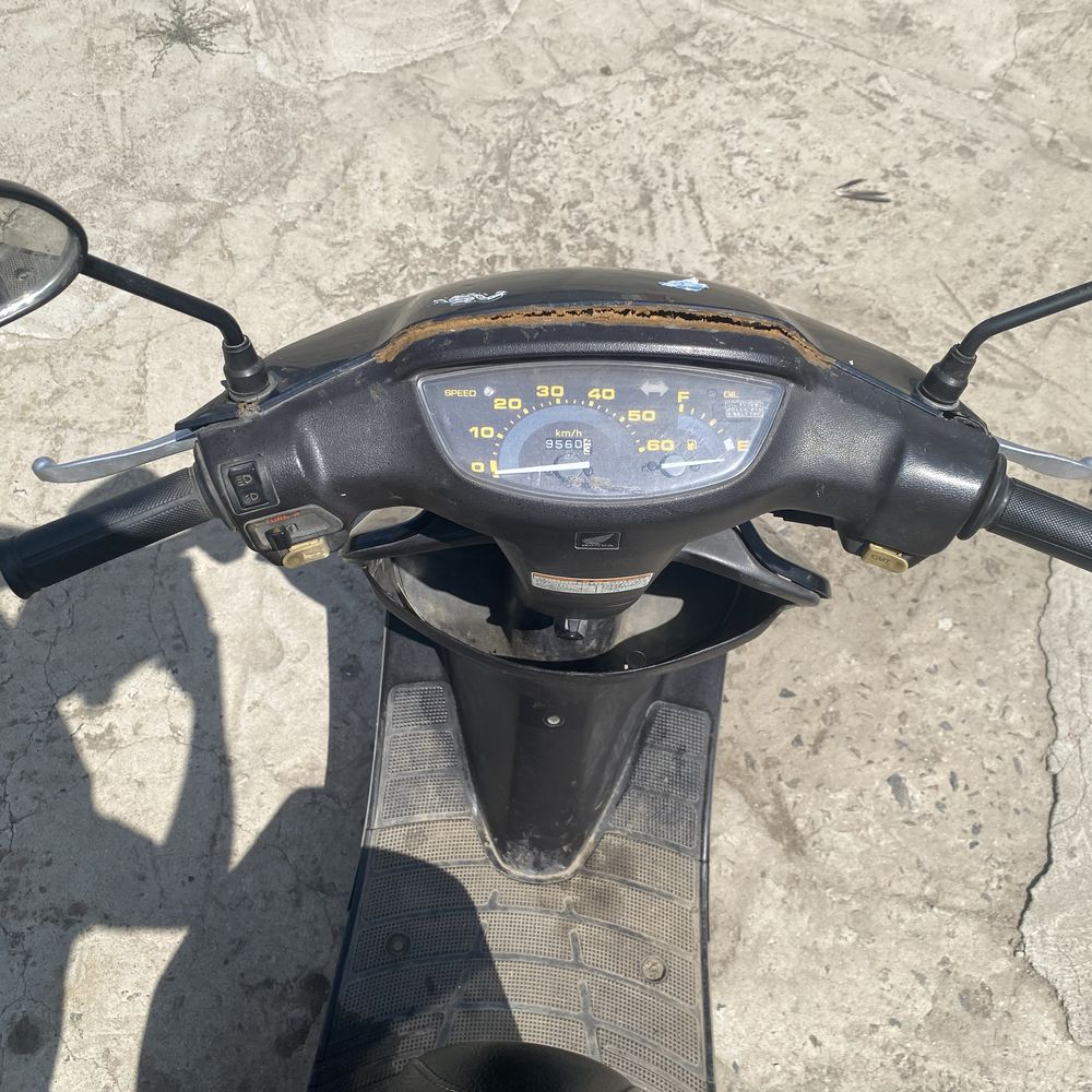 Мопед Honda Dio 27