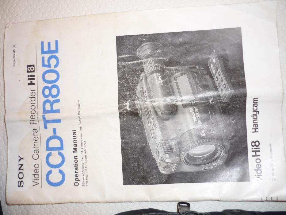 Camcorder Sony CCD-TR805E e carregador tomada e isqueiro
