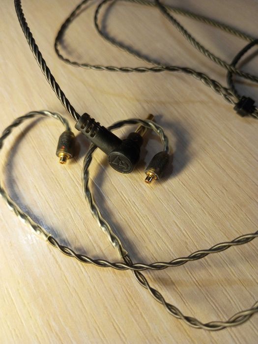 Alo Audio Smoky Litz. Кабель для наушников MMCX-3.5mm.