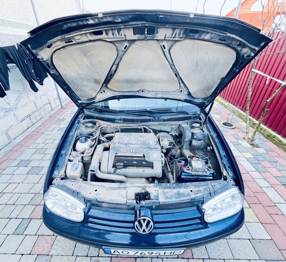 VW Golf 4 1.4 бензин