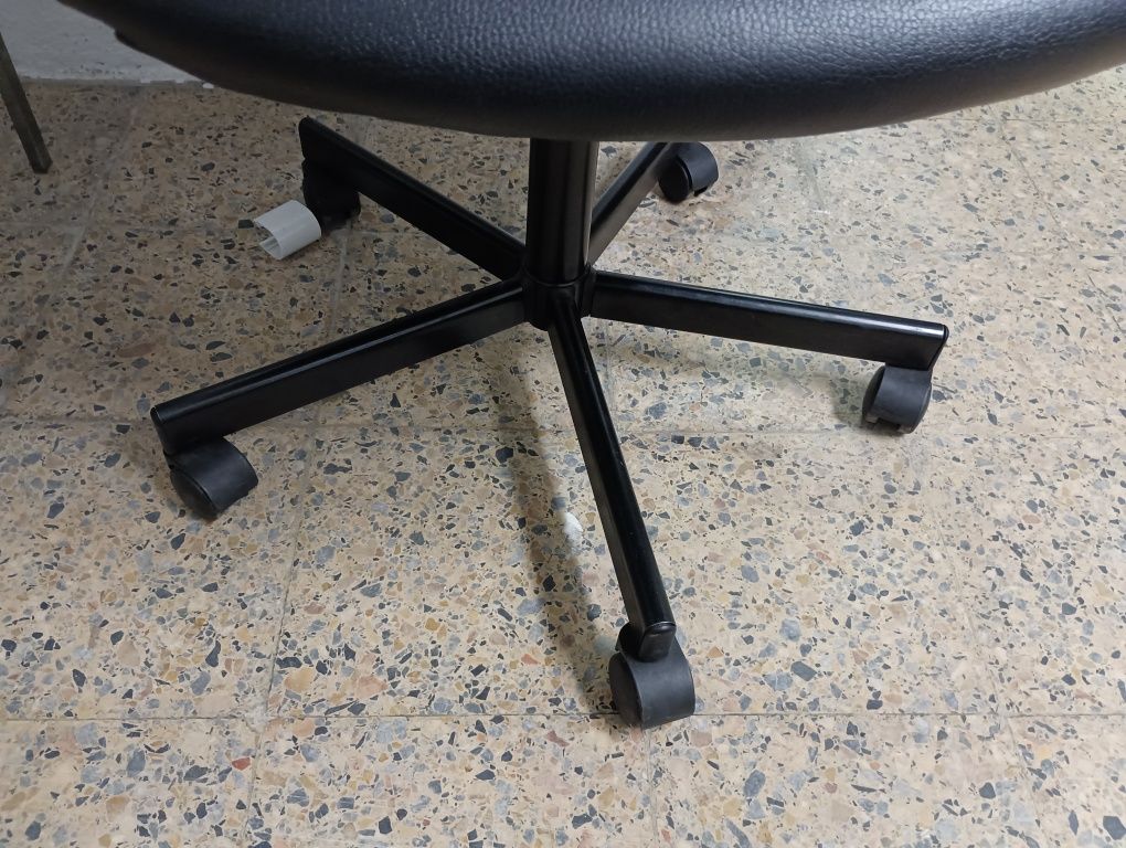 Cadeira escritório como nova