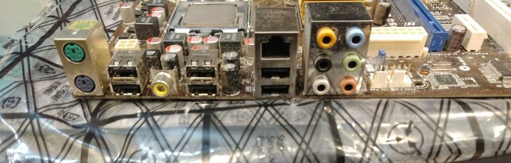 Płyta główna Asus P5Q-SE2 z procesorem Intel Pentium E 6300 2,80 GHz