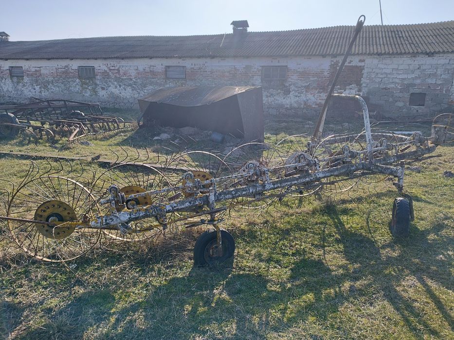 Продам граблі-ворошилки Сонечко