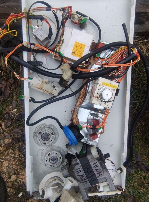 По запчастям wirlpool awt 2284