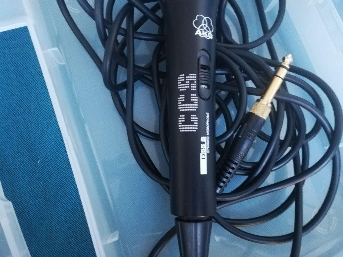 Mikrofon dynamicz Model AKG D55s