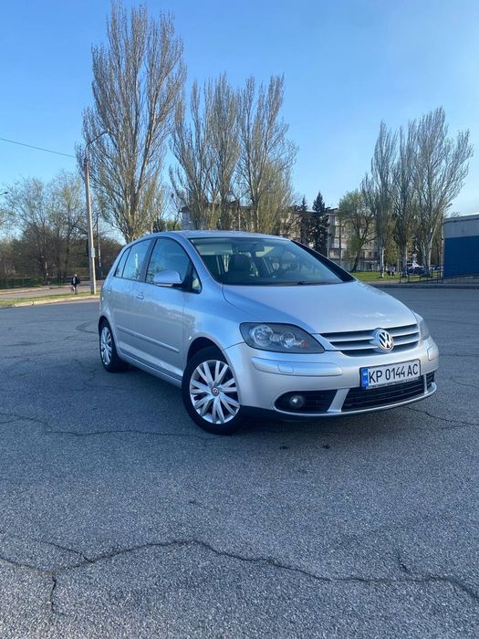 Volkswagen golf plus