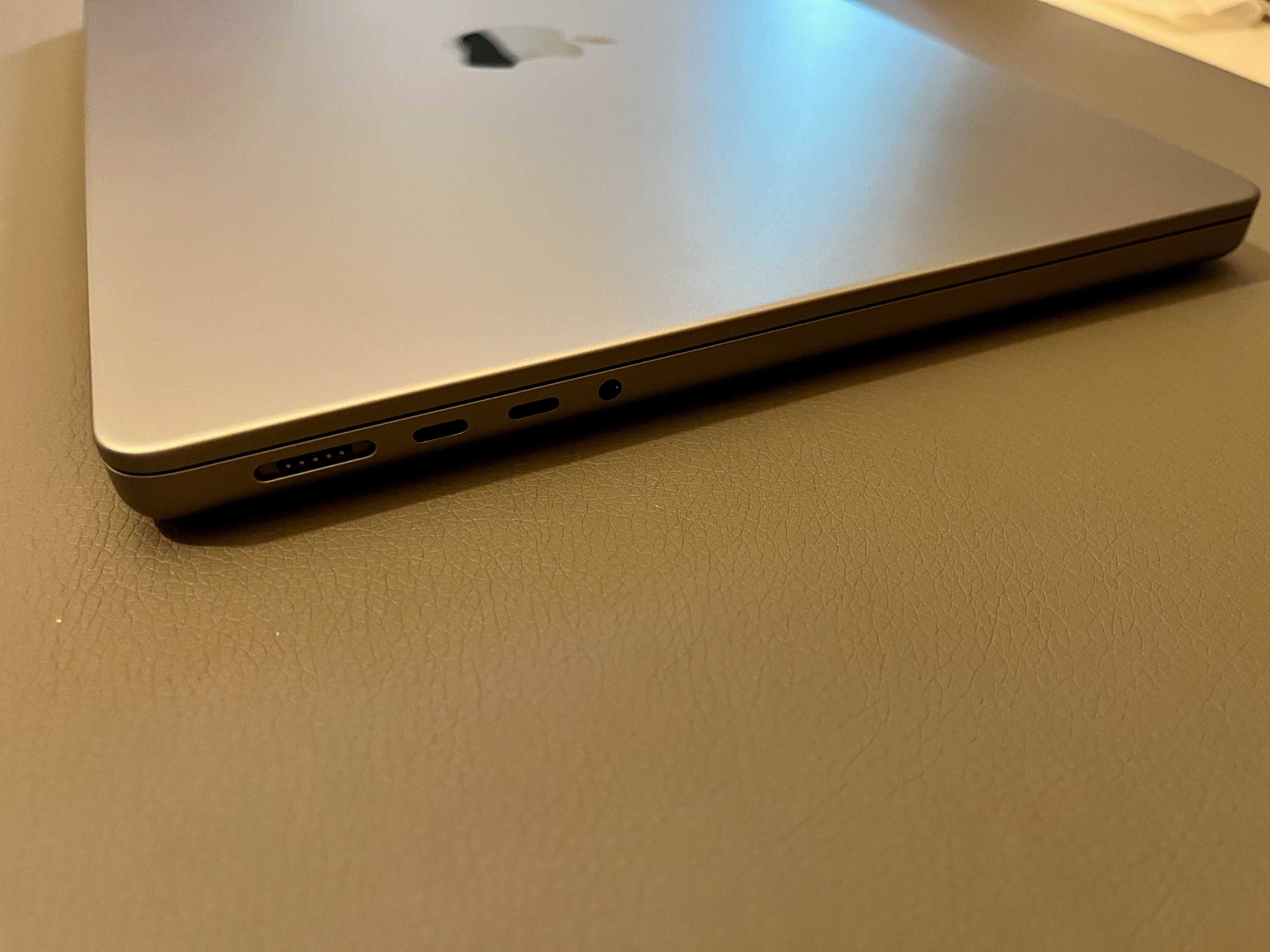 Apple Macbook 14:  M1 Pro 8‑core CPU/ 14‑core GPU/16GB/512GB/SpaceGrey
