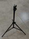 Tripod com altura ajustável