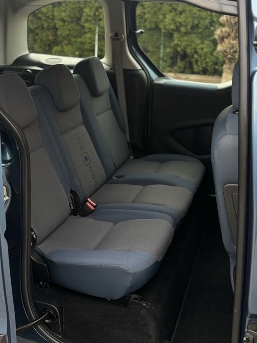 Citroen Berlingo 1.6 110km - stary silnik NFU, hak, nowy rozrząd, 5os.