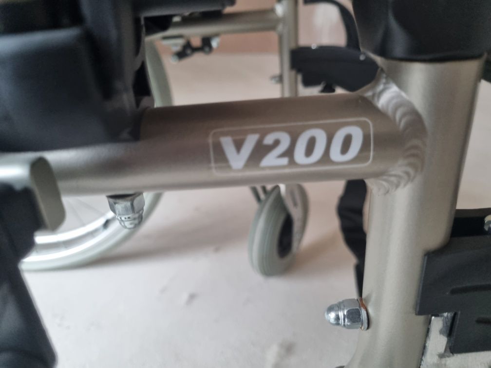 Wozek inwalidzki Vermeiren V200 bardzo lekki stan bdb