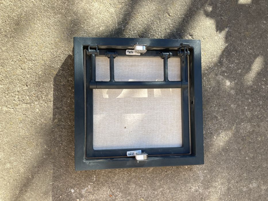 Люк під плитку 30/30